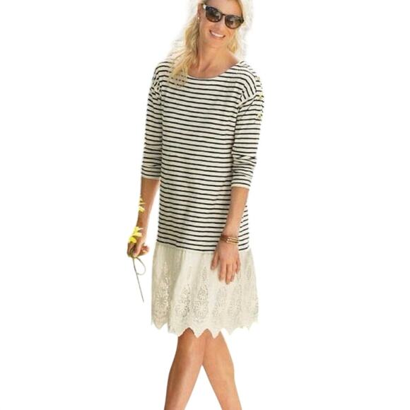 Soft Surroundings Dresses & Skirts - Soft Surroundings Left Bank Eyelet Hem Long Sleeve Dress